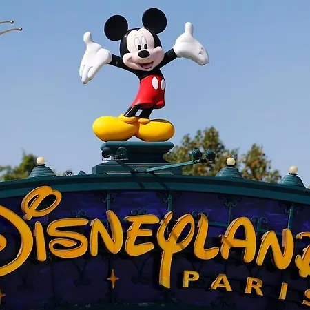 Apartment Stylish Disneyland Paris - Rentaway Montévrain